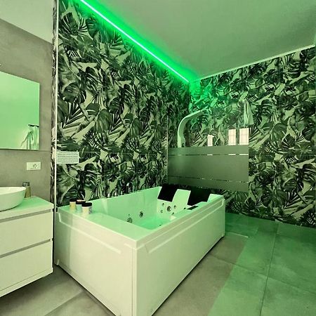 ミラノCa Foscari Harmony Jacuzziアパートメント エクステリア 写真