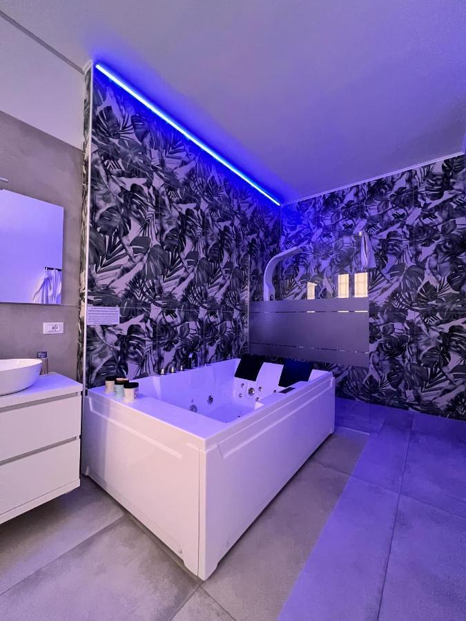 ミラノCa Foscari Harmony Jacuzziアパートメント エクステリア 写真
